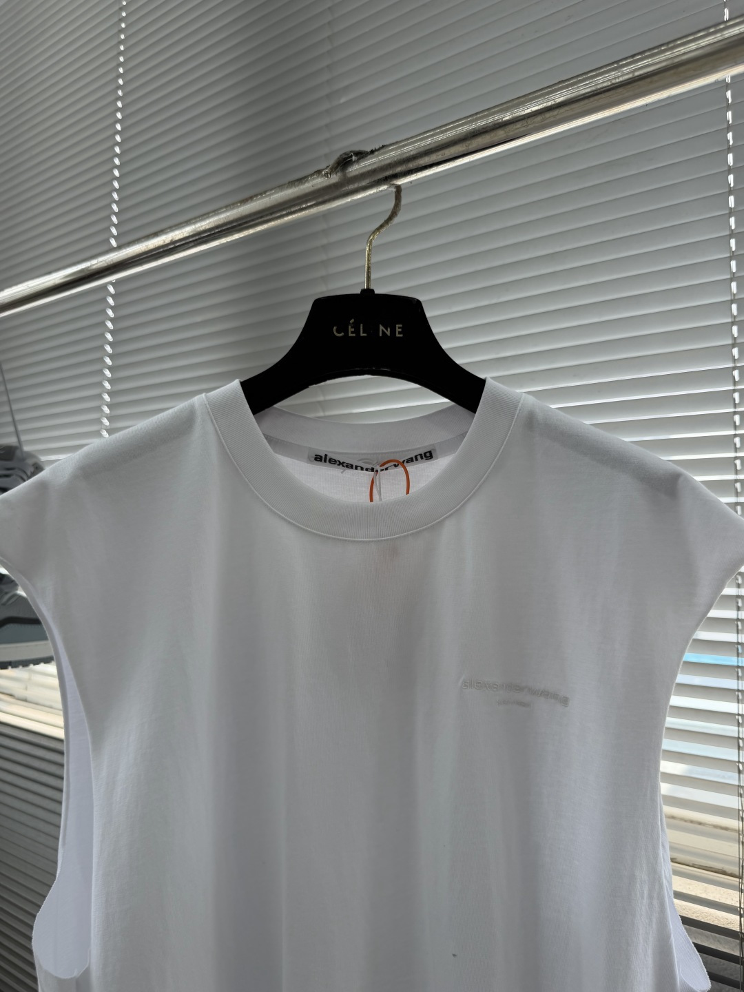 -Alexander Wang 徽标刺绣坎肩背心定制高支长绒棉 细腻柔软 舒适亲肤 以纯净无杂的本白为底