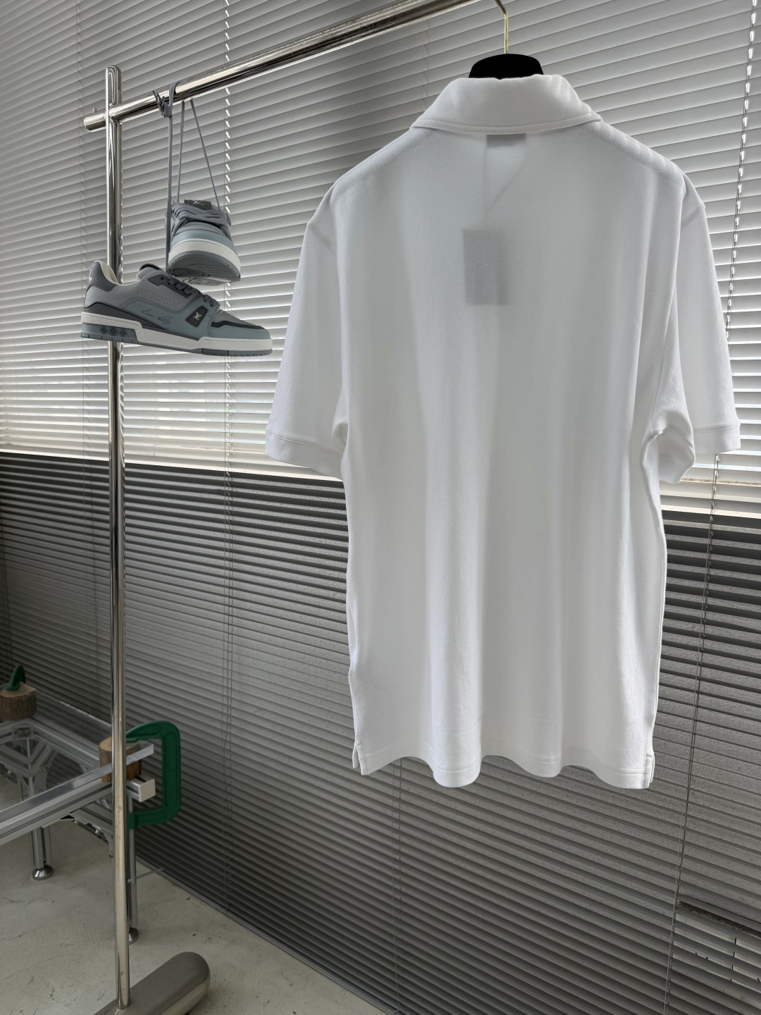 -GUCC 饰刺绣珠地棉翻领T恤。这款单品灵感源自La Famiglia的