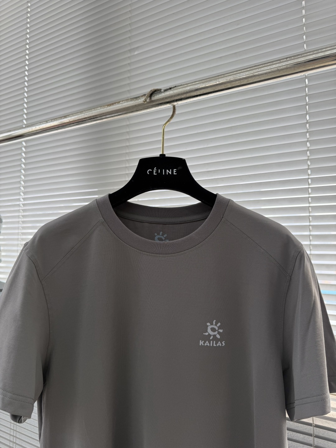 -KAILAS/凯乐石 男女印花LOGO速干圆领T恤情侣款透气运动圆领短袖户外与城市的双重舒适之选核心定