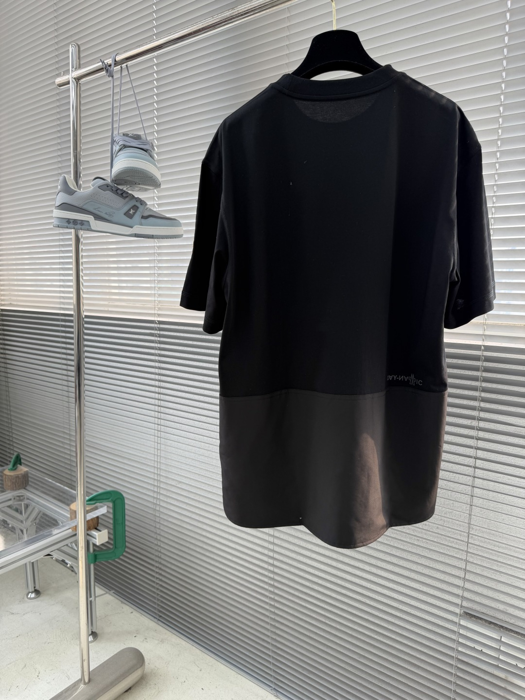 -mon 280克圆领短袖T恤经典胸口多功能性口袋设计，LOGO品牌章仔设计标识官方同步 高版本 高品质