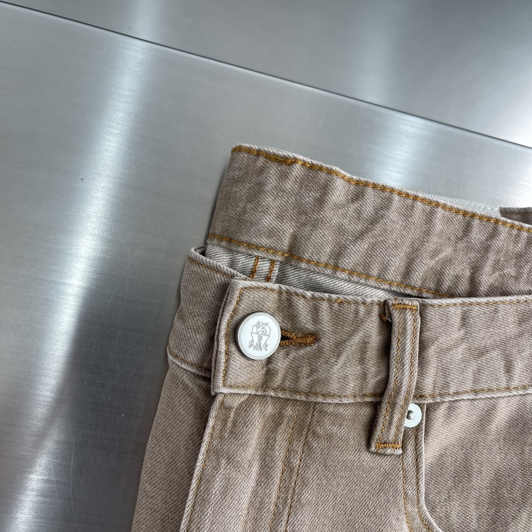 -BC 26春夏 美式复古咖色水洗牛仔裤男阿美咔叽小直筒牛仔男裤这款牛仔裤它的款式简约又百搭，怎么搭都不