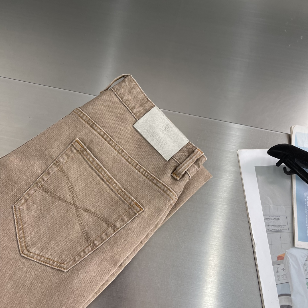 -BC 26春夏 美式复古咖色水洗牛仔裤男阿美咔叽小直筒牛仔男裤这款牛仔裤它的款式简约又百搭，怎么搭都不