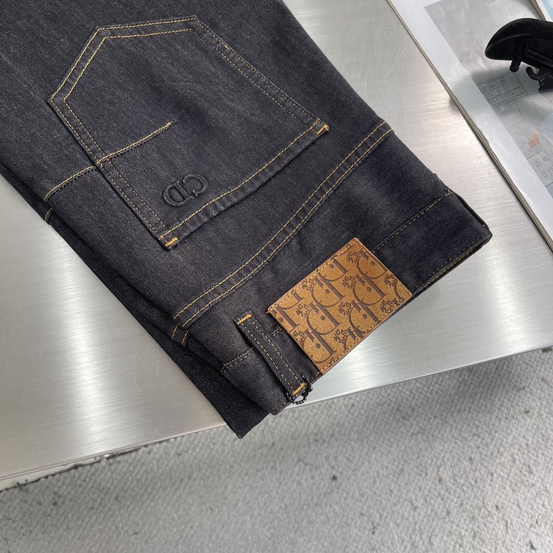 -Dio 26年春夏新款CD原身色薄款莱赛尔小直筒牛仔裤！利落剪裁，经典永不过时，百搭有型，质感在线，穿