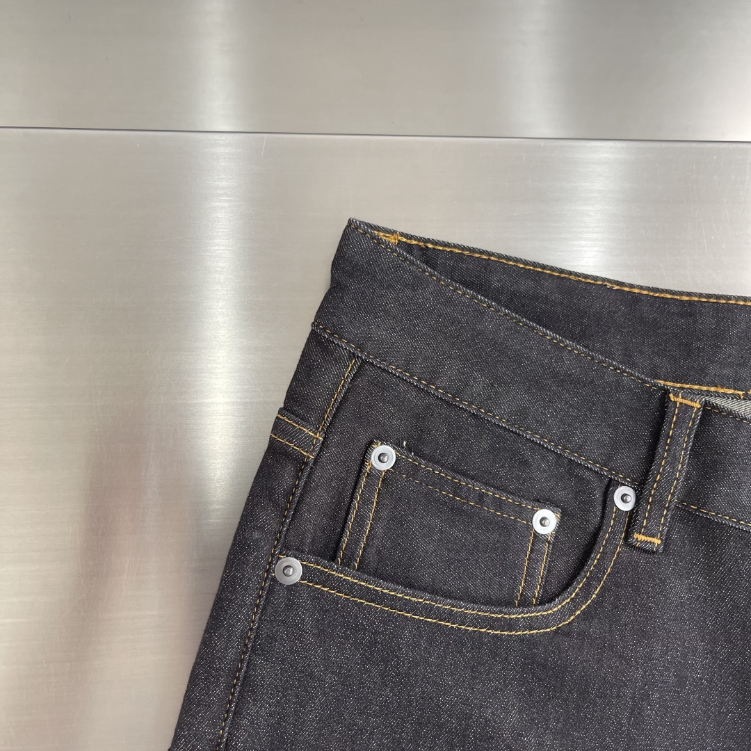 -Dio 26年春夏新款CD原身色薄款莱赛尔小直筒牛仔裤！利落剪裁，经典永不过时，百搭有型，质感在线，穿