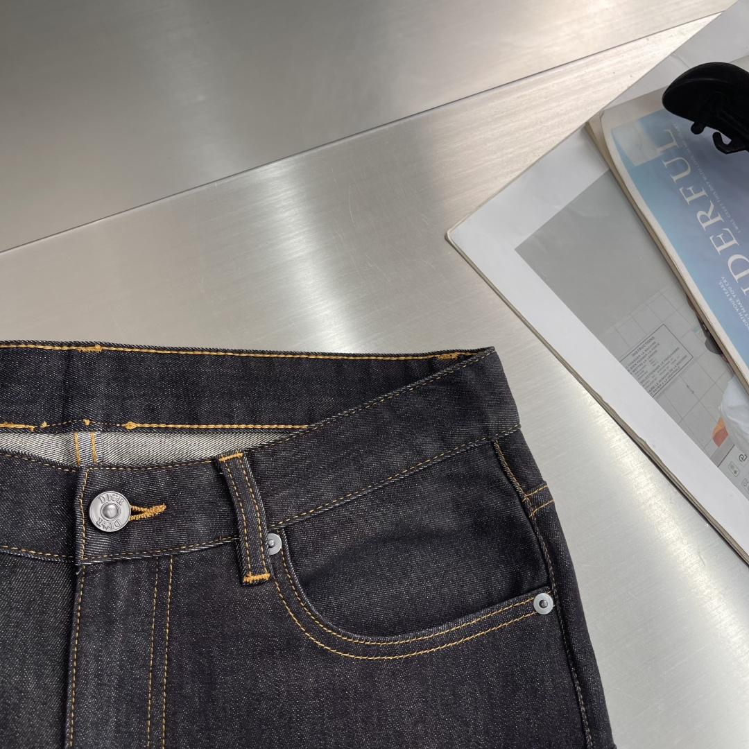 -Dio 26年春夏新款CD原身色薄款莱赛尔小直筒牛仔裤！利落剪裁，经典永不过时，百搭有型，质感在线，穿