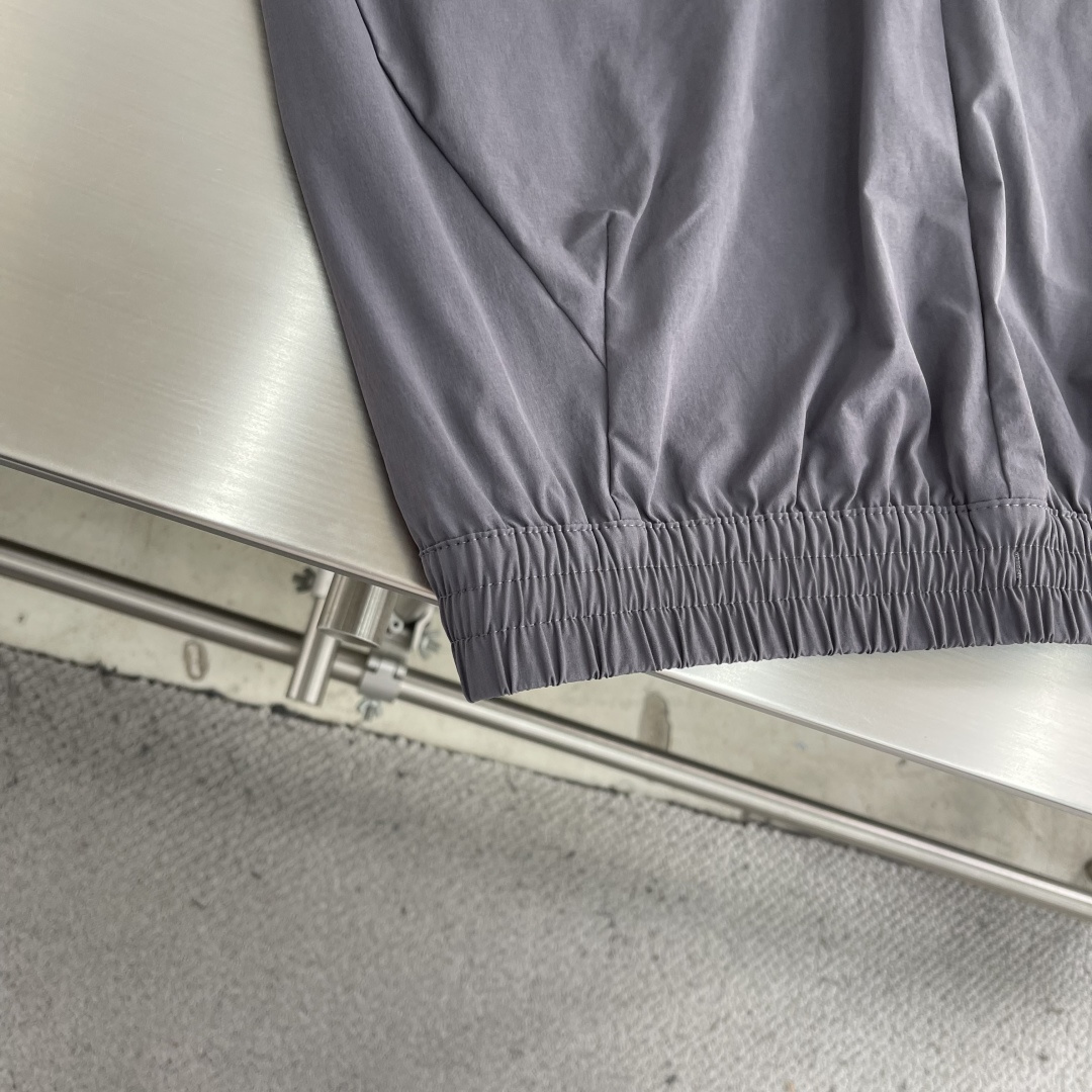 -🐦 鸟家 速干短裤刺绣LOGO，速干轻薄面料，宽松版型设计，两侧口袋拉链！！尺码：M-3XL