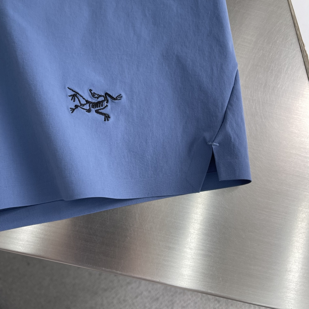 -🐦 鸟家 速干短裤刺绣LOGO，速干轻薄面料，宽松版型设计，两侧口袋拉链！！尺码：M-3XL