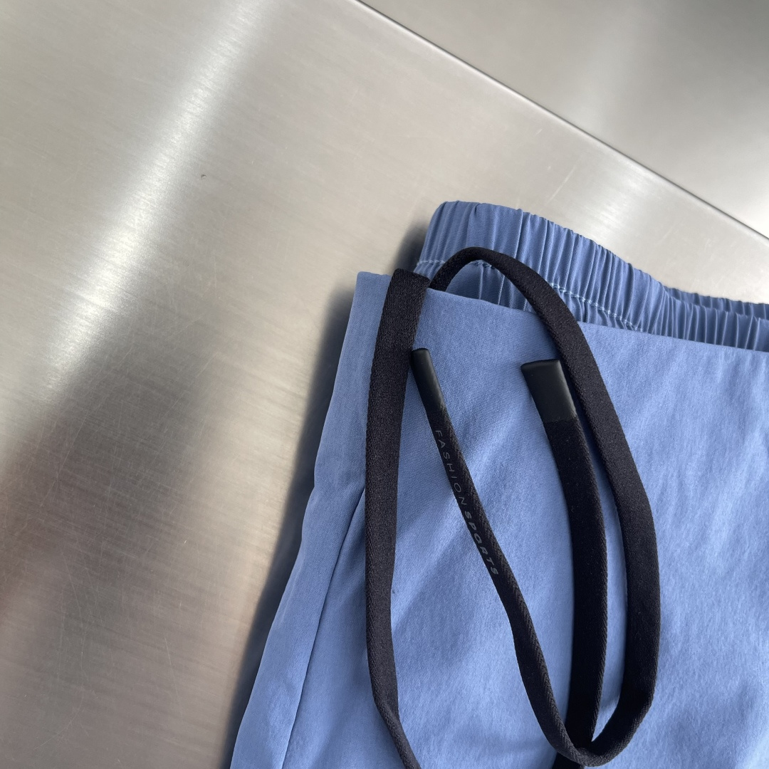 -🐦 鸟家 速干短裤刺绣LOGO，速干轻薄面料，宽松版型设计，两侧口袋拉链！！尺码：M-3XL