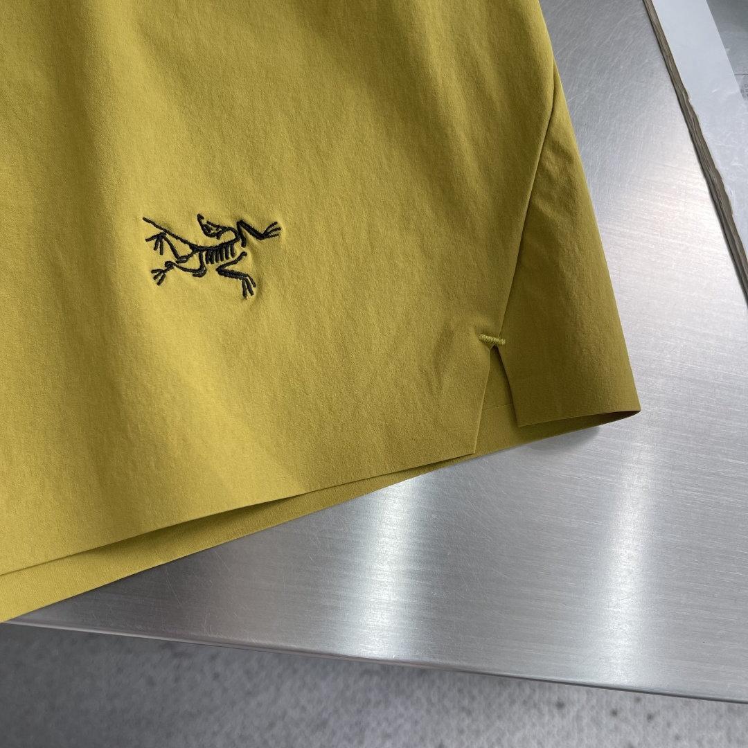 -🐦 鸟家 速干短裤刺绣LOGO，速干轻薄面料，宽松版型设计，两侧口袋拉链！！尺码：M-3XL