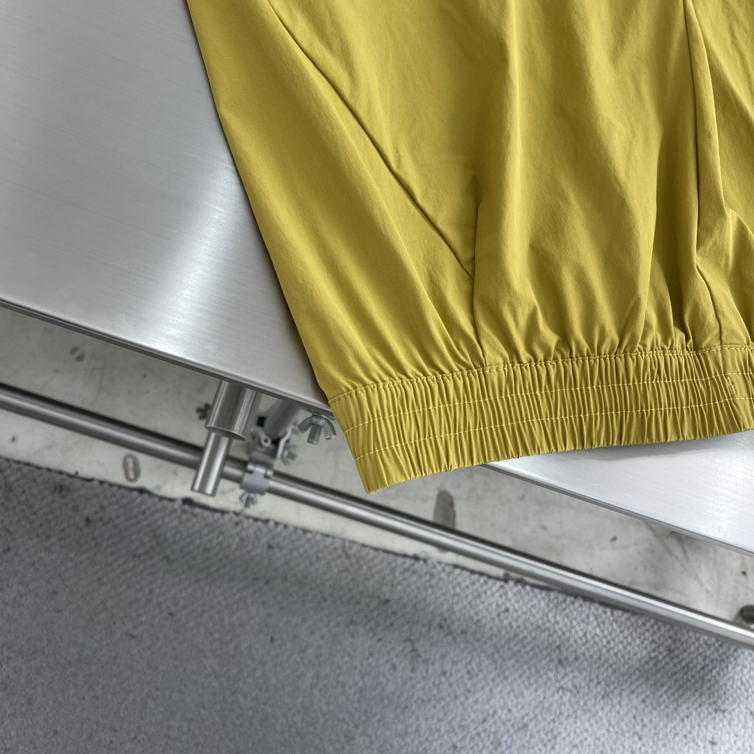 -🐦 鸟家 速干短裤刺绣LOGO，速干轻薄面料，宽松版型设计，两侧口袋拉链！！尺码：M-3XL