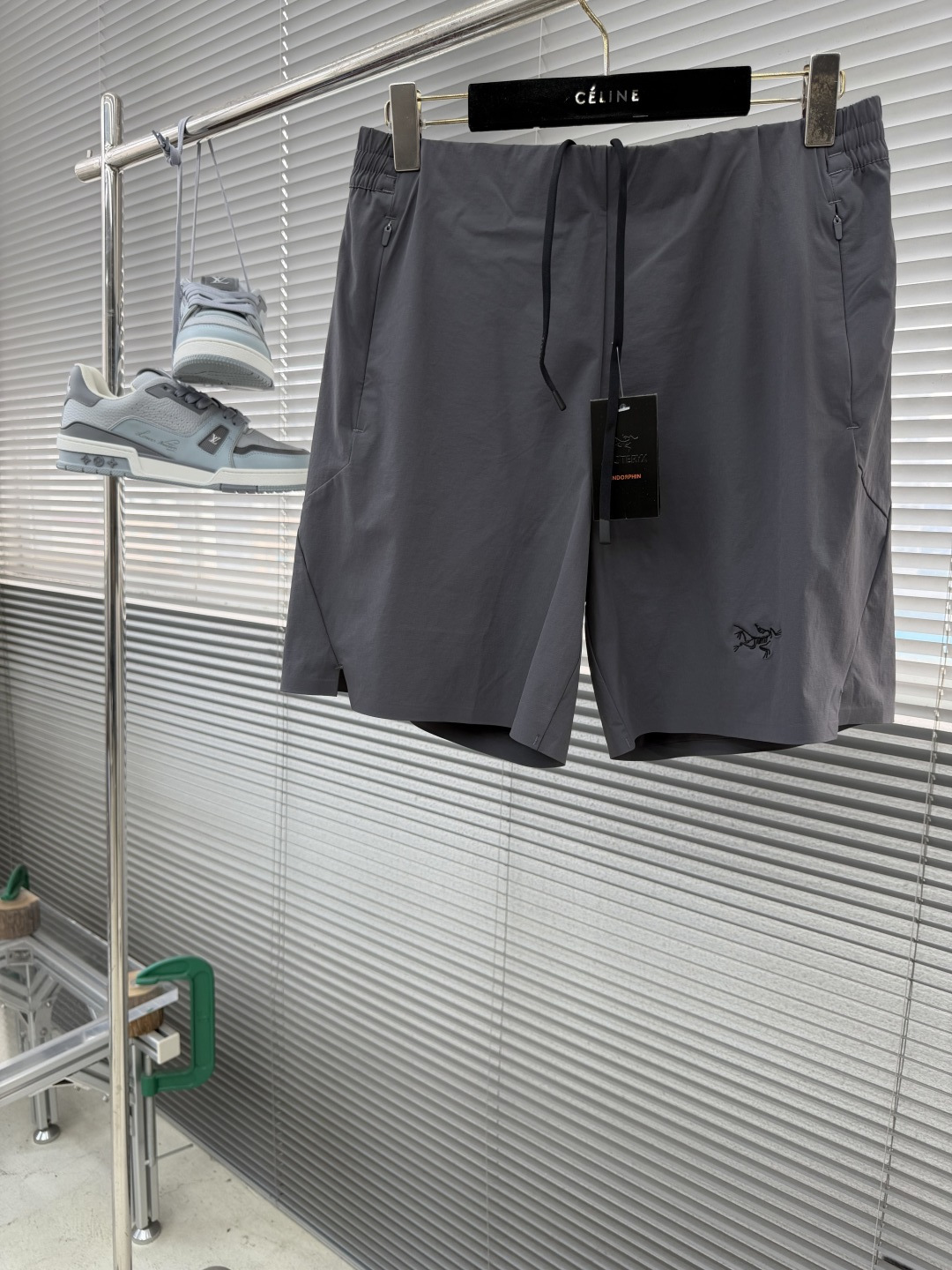 -🐦 鸟家 速干短裤刺绣LOGO，速干轻薄面料，宽松版型设计，两侧口袋拉链！！尺码：M-3XL