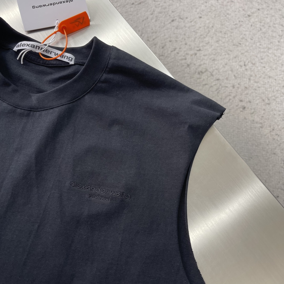 -Alexander Wang 徽标刺绣坎肩背心定制高支长绒棉 细腻柔软 舒适亲肤 以纯净无杂的本白为底