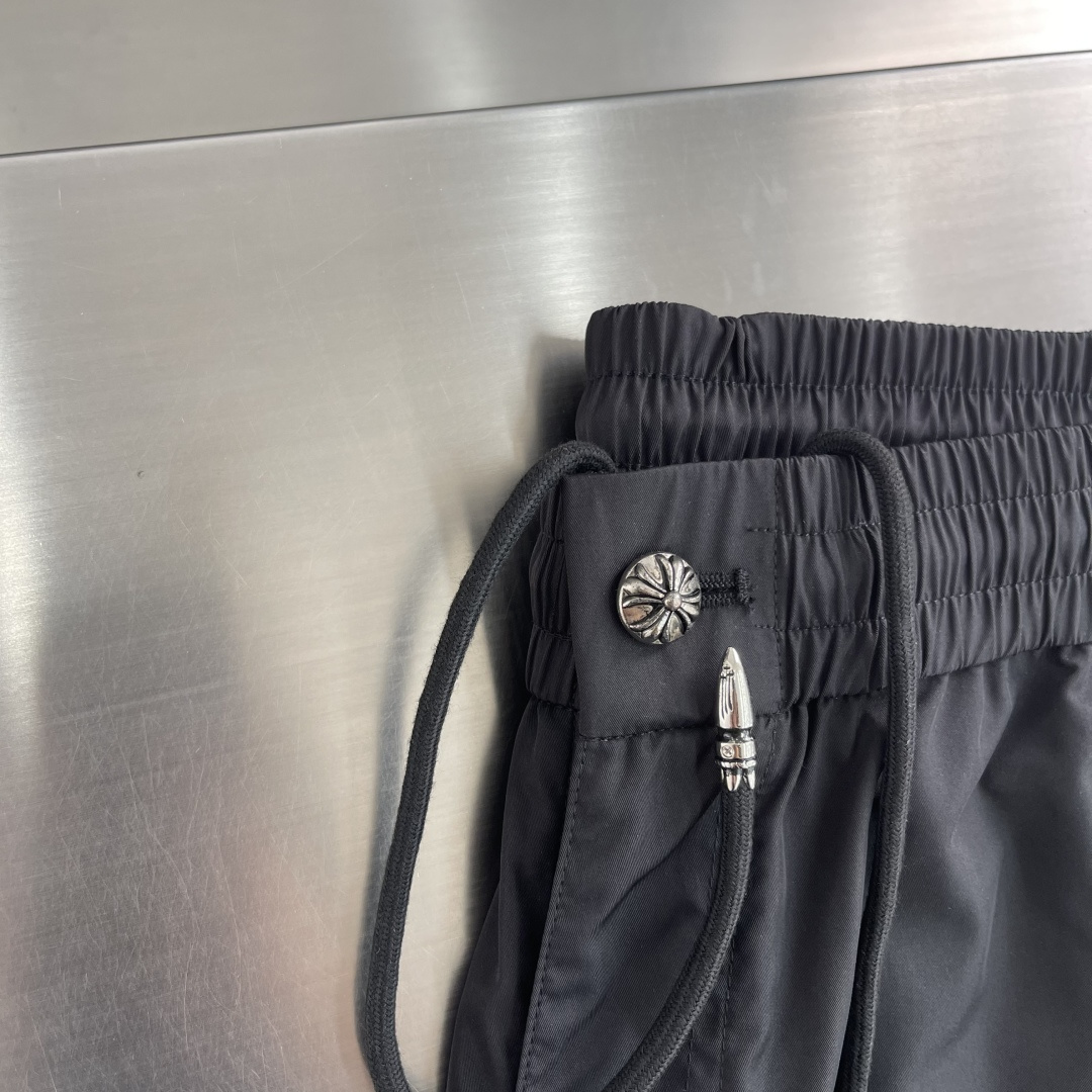 -CH 克罗心 2026ss春夏时尚/休闲裤美学的焕新诠释,演绎浓郁的格调型时尚风范,细节感和设计感强悍