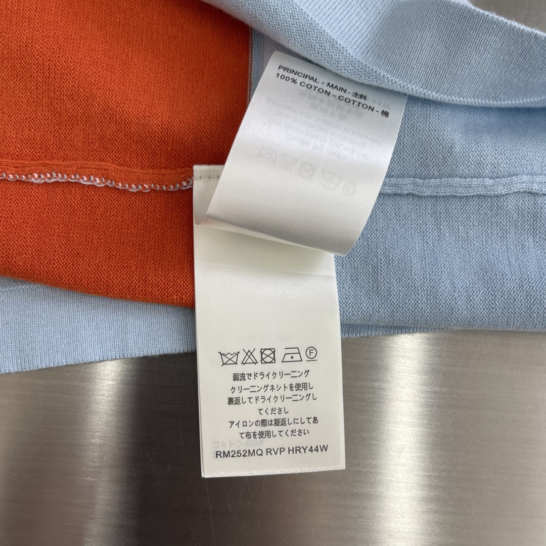 -驴牌 26ss新款圆领条纹拼色短袖 T恤 男款 高版本。码数：XS.S.M.L衣长68707274胸围