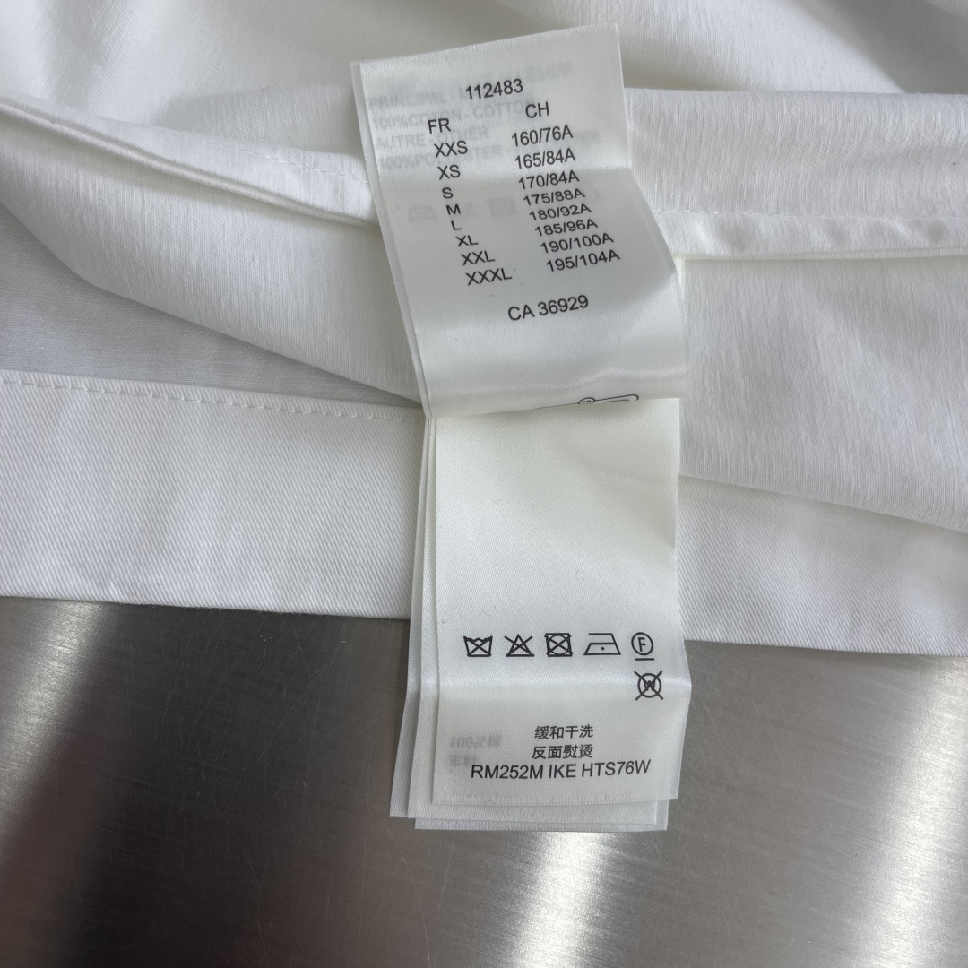 -驴牌 26ss新款短袖衬衫 本款棉质短袖衬衫拥有醒目撞色刺绣，致意 Pharrell Williams