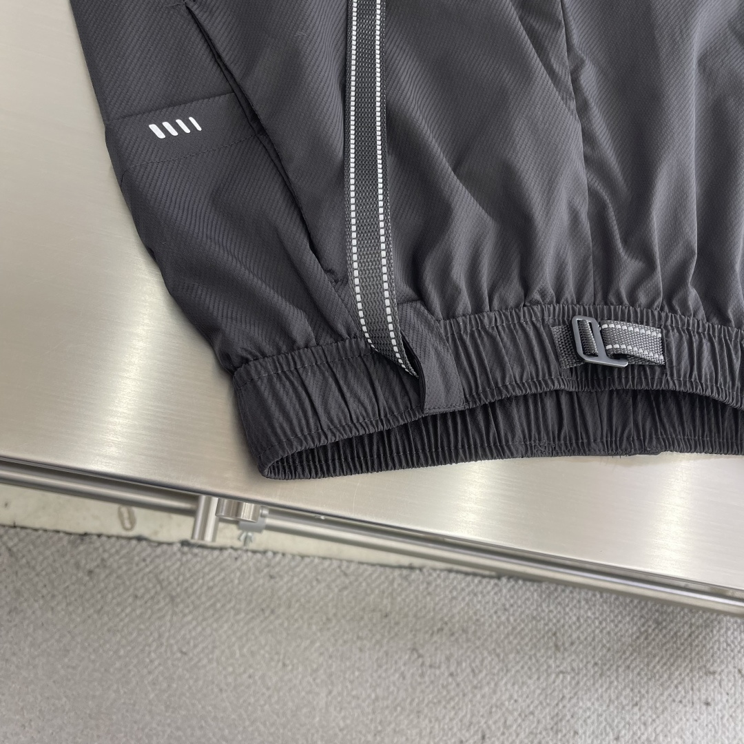 -Y-3 新款 工装长裤定制3M反光抽绳调节腰带反光logo印花➕织麦设计装饰 四位定点打褶呈现直筒阔腿