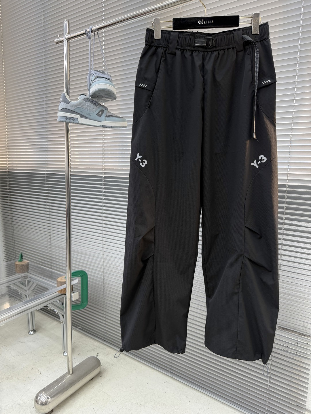 -Y-3 新款 工装长裤定制3M反光抽绳调节腰带反光logo印花➕织麦设计装饰 四位定点打褶呈现直筒阔腿