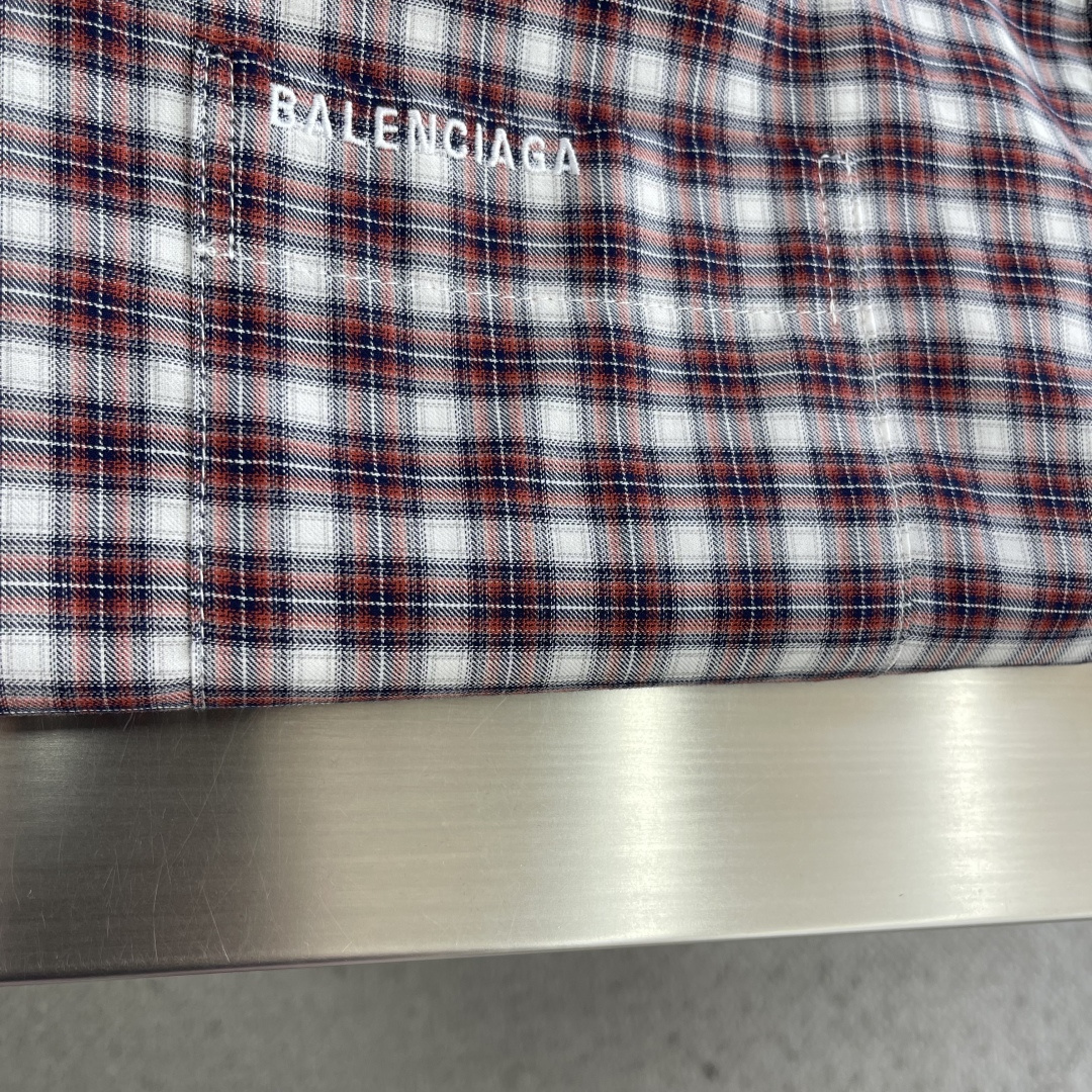 -Balenciag 26ss新款平纹针织面料拼接长袖单排扣 衬衫 宽松版型 高版本。码数：XS.S.M