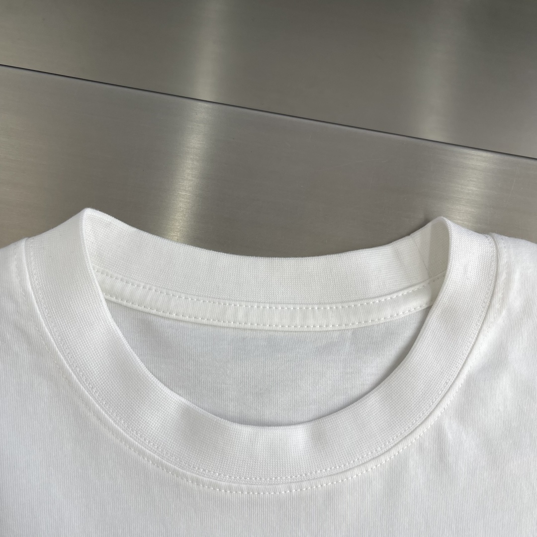 -Balenciag     烫钻字母logo短Tbulingbuling钻钻工艺闪闪发光时尚感拉满搭配