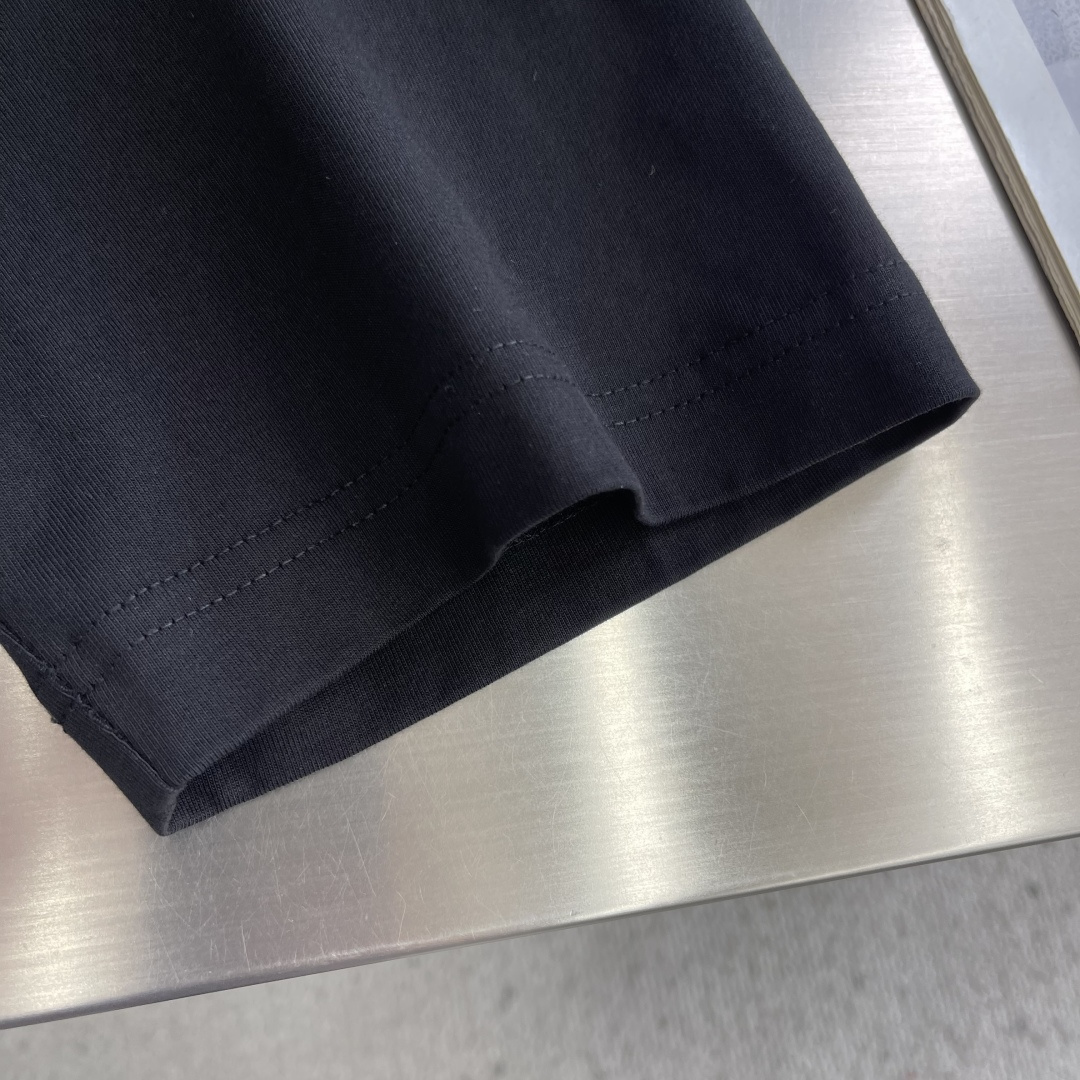 -Balenciag     烫钻字母logo短Tbulingbuling钻钻工艺闪闪发光时尚感拉满搭配