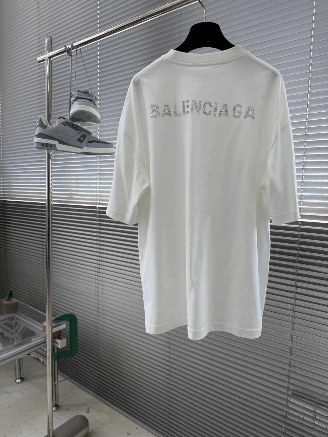 -Balenciag     烫钻字母logo短Tbulingbuling钻钻工艺闪闪发光时尚感拉满搭配