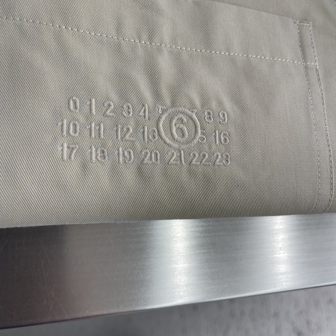 MM6 马吉拉 2026早秋新款工装风外套 4