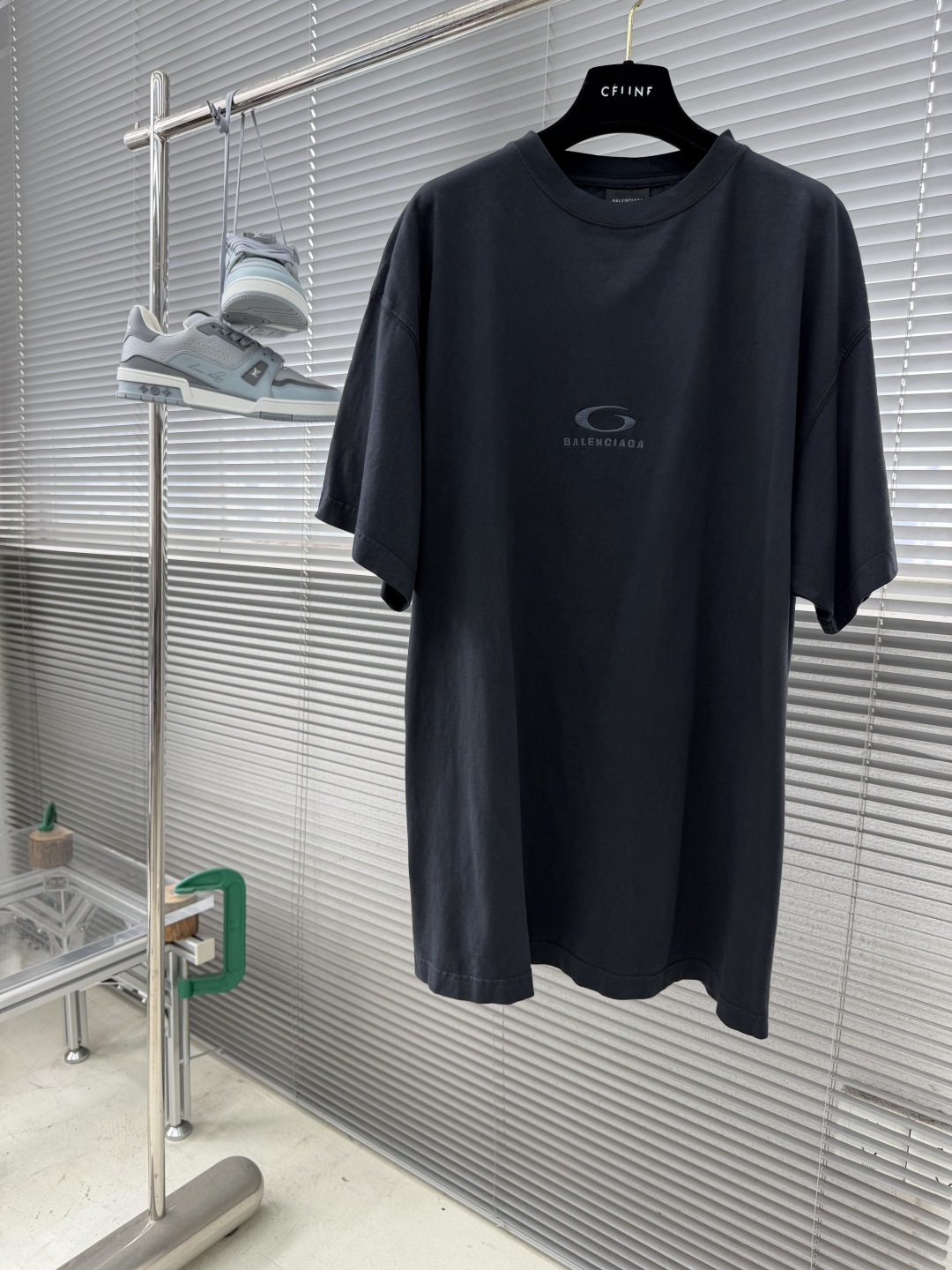 -Balenciag    26ss新款  圆领短袖刺绣棉质 T恤 宽松版型 男款码数：XXS. XS.