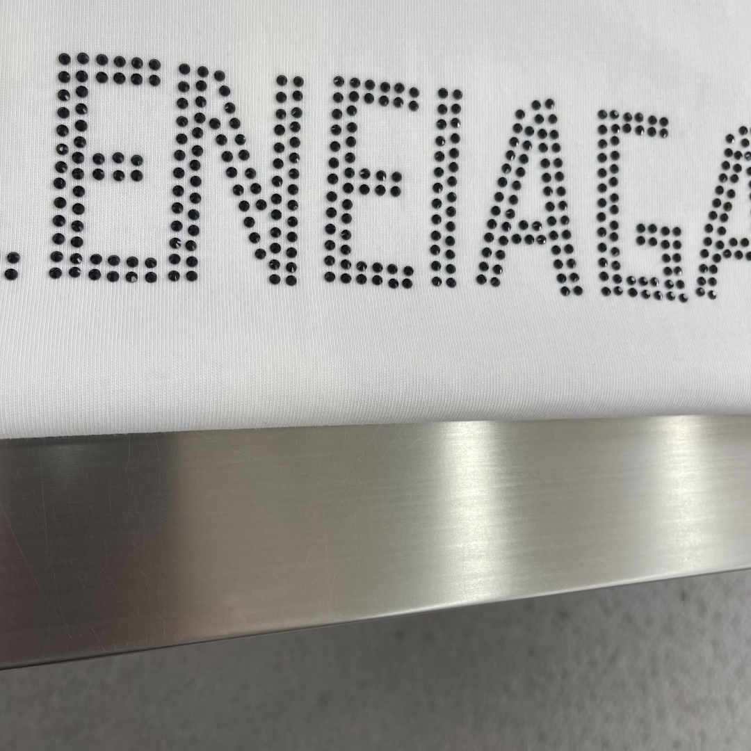 -Balenciag     烫钻字母logo休闲圆领T恤，高端定制 高版本 时尚百搭爆款⚠️宽松版型 