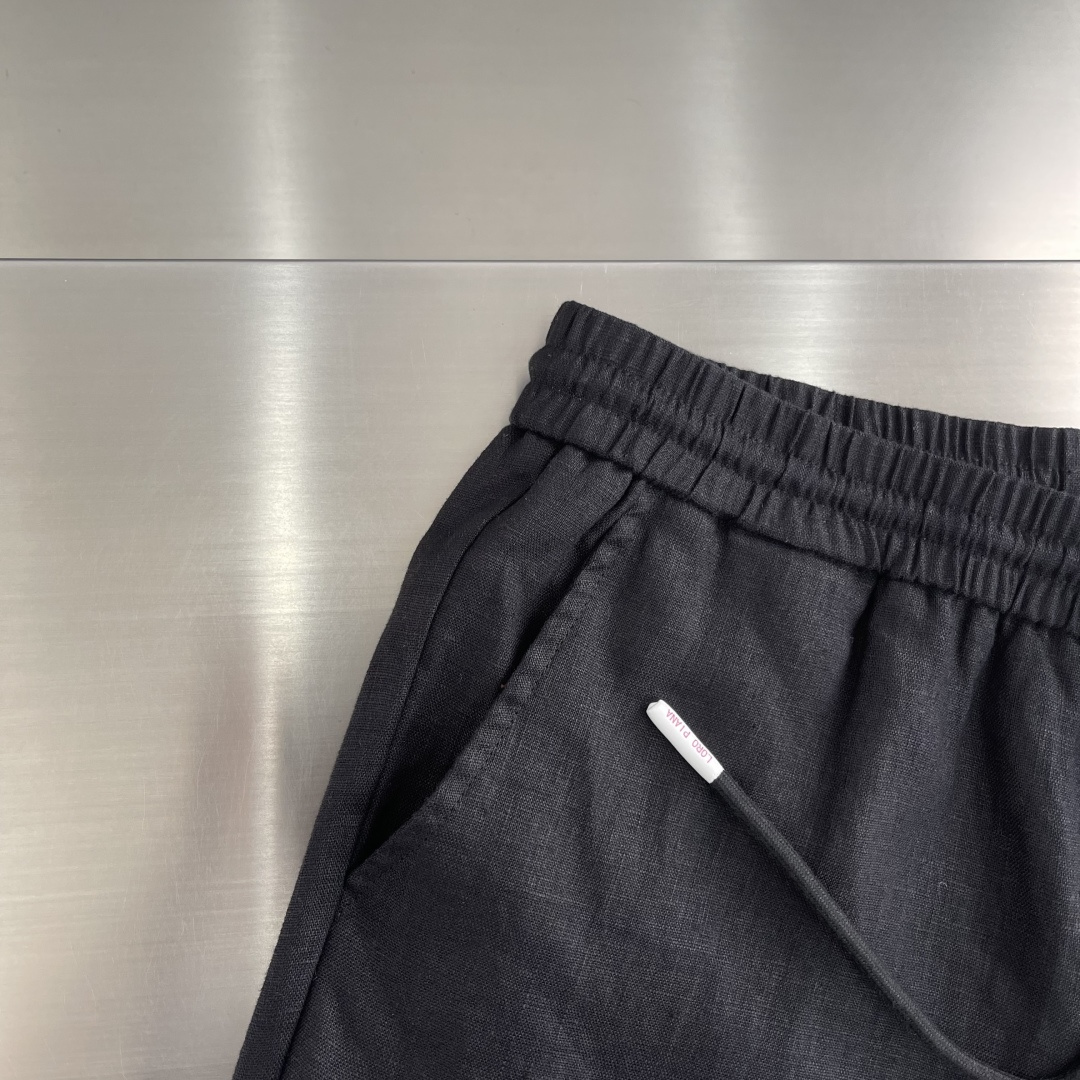 -Loro Piana    100%亚麻皮质扣抽绳休闲长裤一、核心材质与工艺  1. 面料：100%进