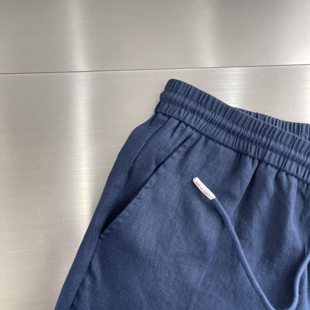 -Loro Piana    100%亚麻皮质扣抽绳休闲长裤一、核心材质与工艺  1. 面料：100%进
