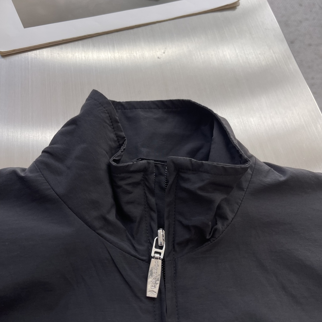 Balenciag 3B Football系列拉链夹克 4