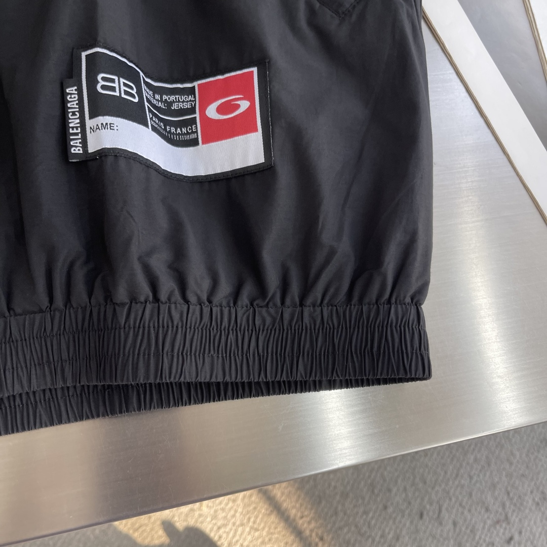 Balenciag 3B Football系列拉链夹克 9
