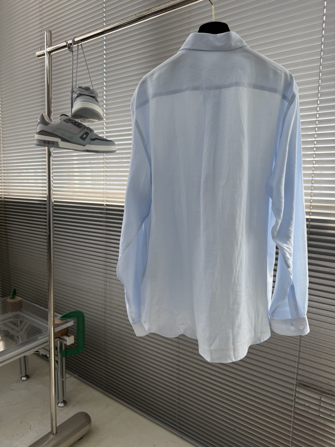 Loro Piana 春夏新款男士亚麻衬衫,老钱风氛围感直接拉满 8