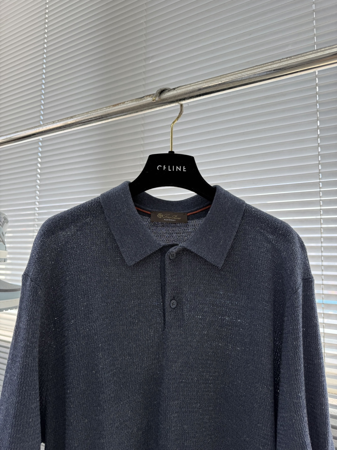 -Loro Piana    春夏新款来啦～ 麻纤维混纺的坑条短袖针织POLO衫，自带老钱风的慵懒高级感