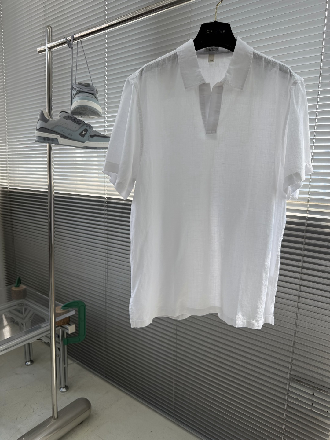 NO:872698,-BC 26 new summer suit is here~ The buttonless short-sleeved POLO shirt has a loose feeling, the lyocell linen blended upper body is super breathable, and the three-quarter shorts are neat and comfortable. The whole set has an effortless casual style, and can keep you fresh and decent even on hot days~ Size M-3XL,, shorts, T-shirt,19860909-BC 26夏季新款套装来啦～ 无扣短袖POLO衫自带松弛感,莱赛尔亚麻混纺上身超透气,五分短裤利落自在,整套穿出不费力的休闲型格,闷热天也能保持清爽体面～ 码数M-3XL,,shorts,T-shirt,,Men's clothing