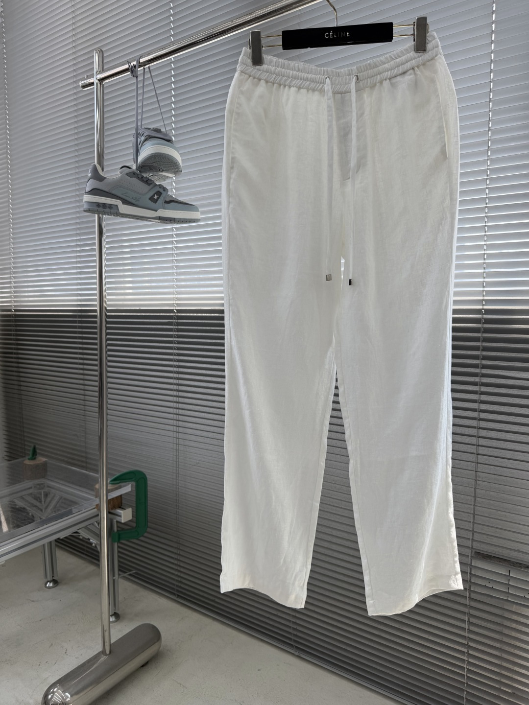 -Loro Piana     100%亚麻抽绳休闲裤｜自然呼吸感，定义夏日自在精选100%天然亚麻面料