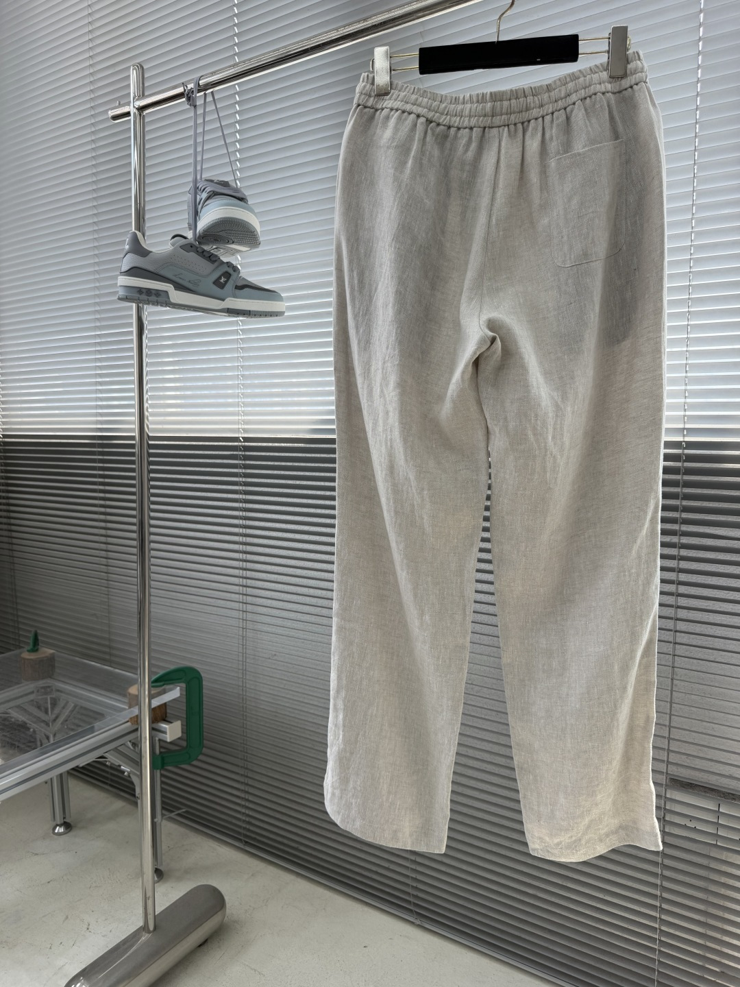 -Loro Piana     100%亚麻抽绳休闲裤｜自然呼吸感，定义夏日自在精选100%天然亚麻面料