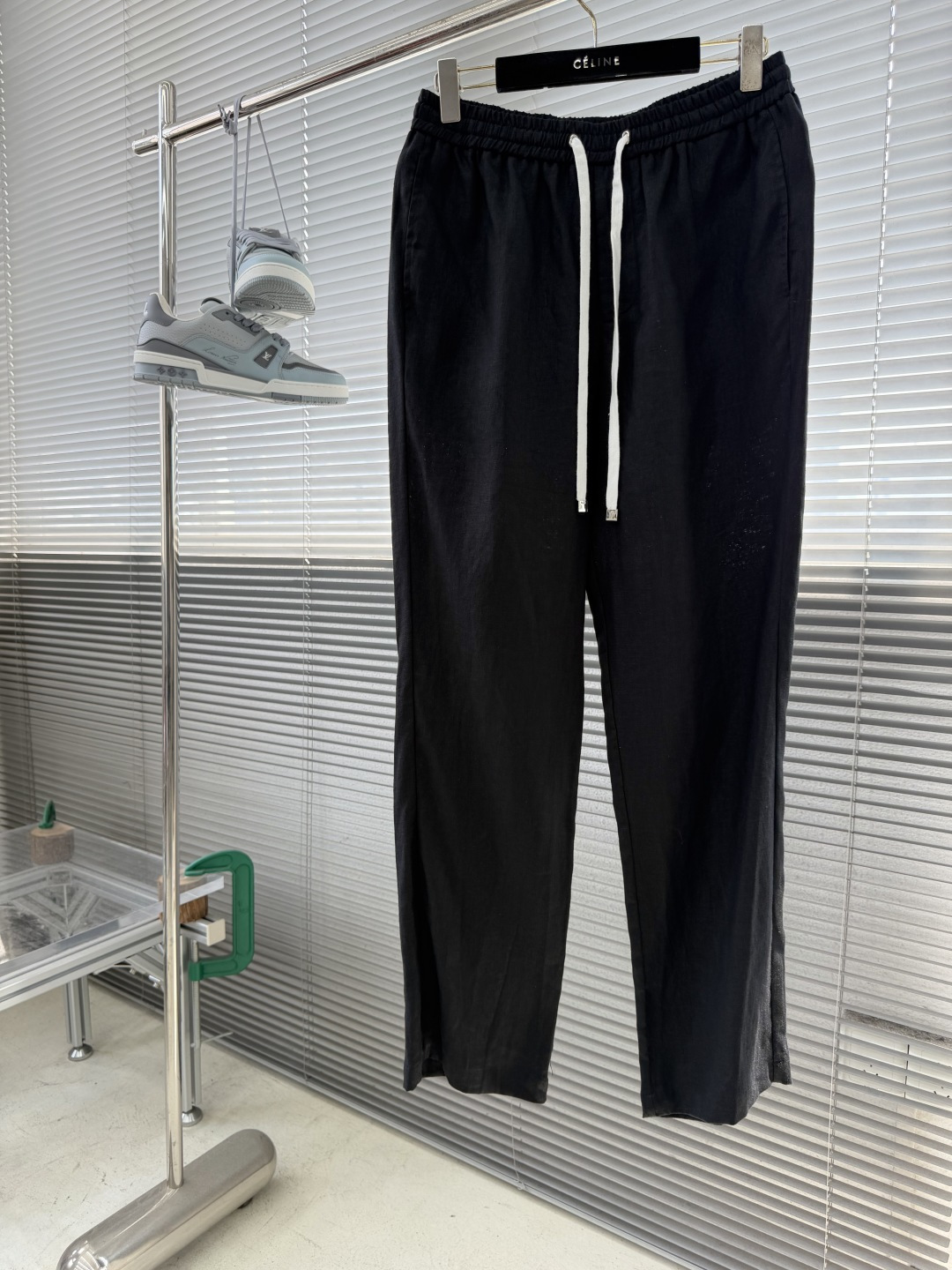-Loro Piana     100%亚麻抽绳休闲裤｜自然呼吸感，定义夏日自在精选100%天然亚麻面料
