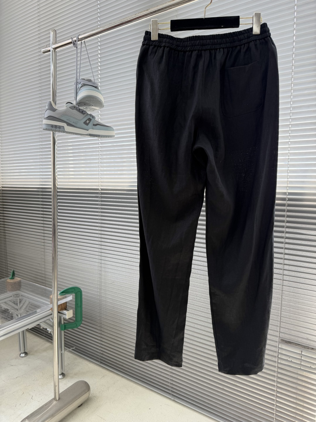 -Loro Piana     100%亚麻抽绳休闲裤｜自然呼吸感，定义夏日自在精选100%天然亚麻面料