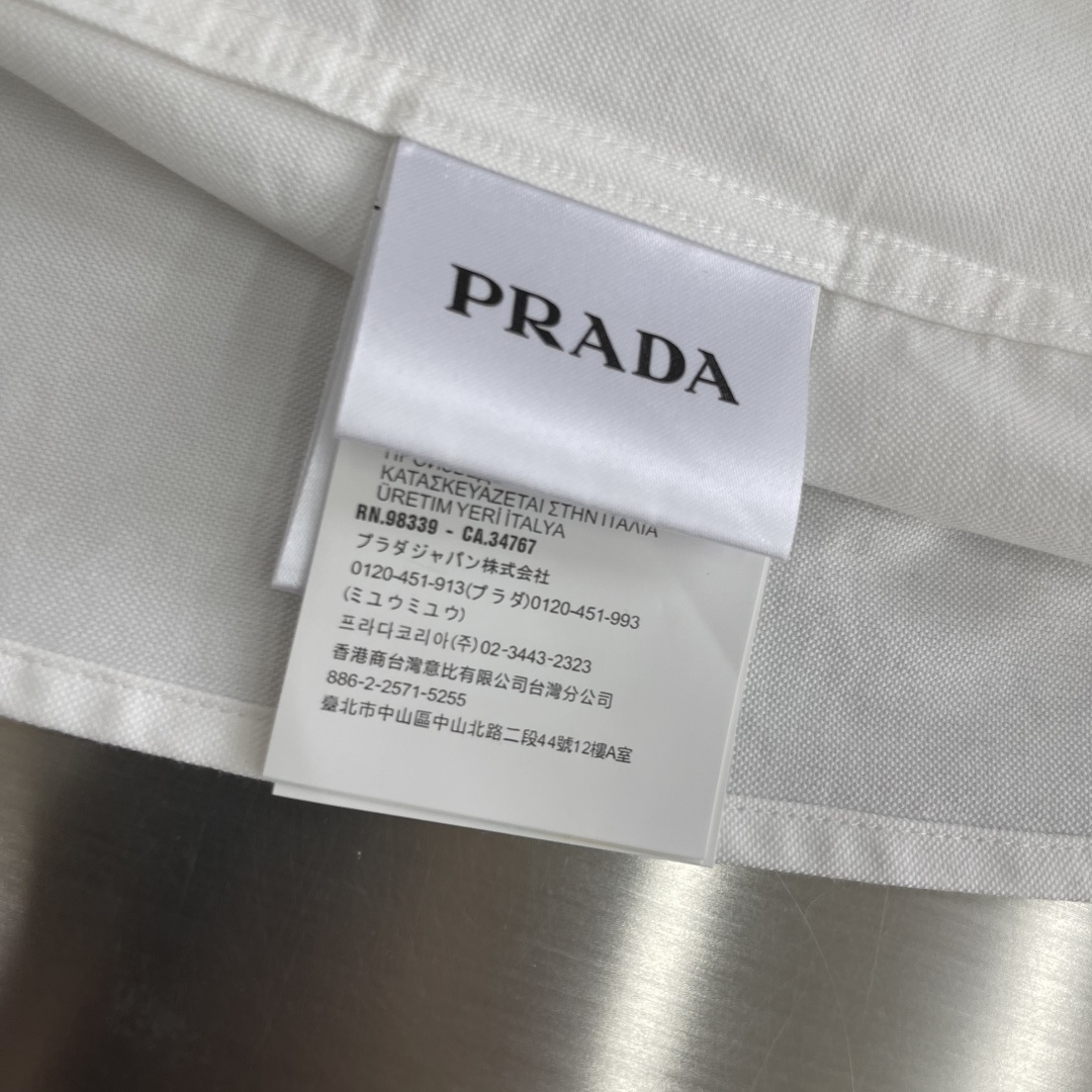 -PRAD    刺绣徽标衬衫定制奢韧双纬牛津纺 挺括有型 舒适透气 以温柔的月光浸白为底 勾勒高级感的