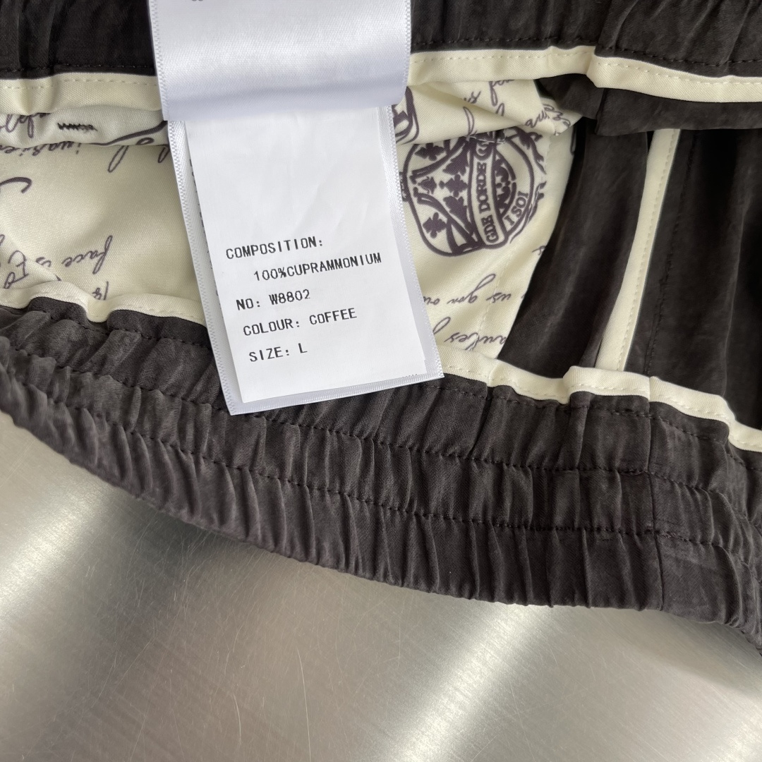 -Loro Piana     春夏丝质短裤尺寸：M-3XL100%铜氨纤维丝滑垂顺，告别黏腻透气亲肤，