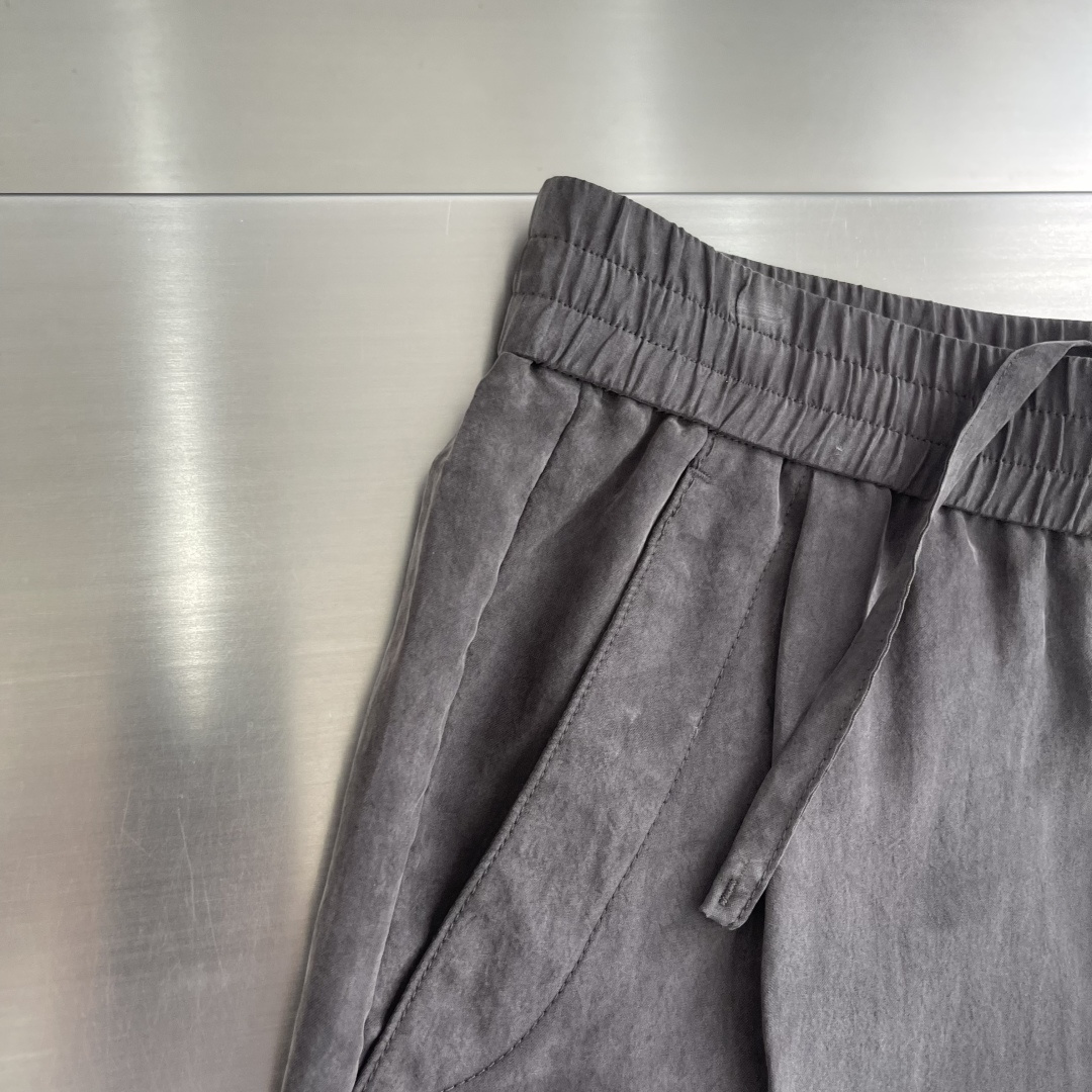 -Loro Piana     春夏丝质短裤尺寸：M-3XL100%铜氨纤维丝滑垂顺，告别黏腻透气亲肤，