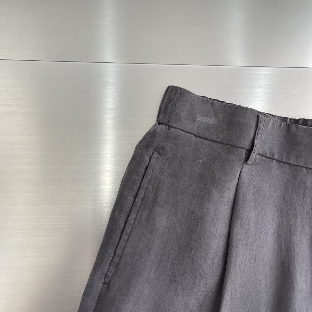 -Loro Piana     春夏丝质休闲长裤尺寸：30-36甄选100%铜氨丝面料柔滑垂坠，透气不粘