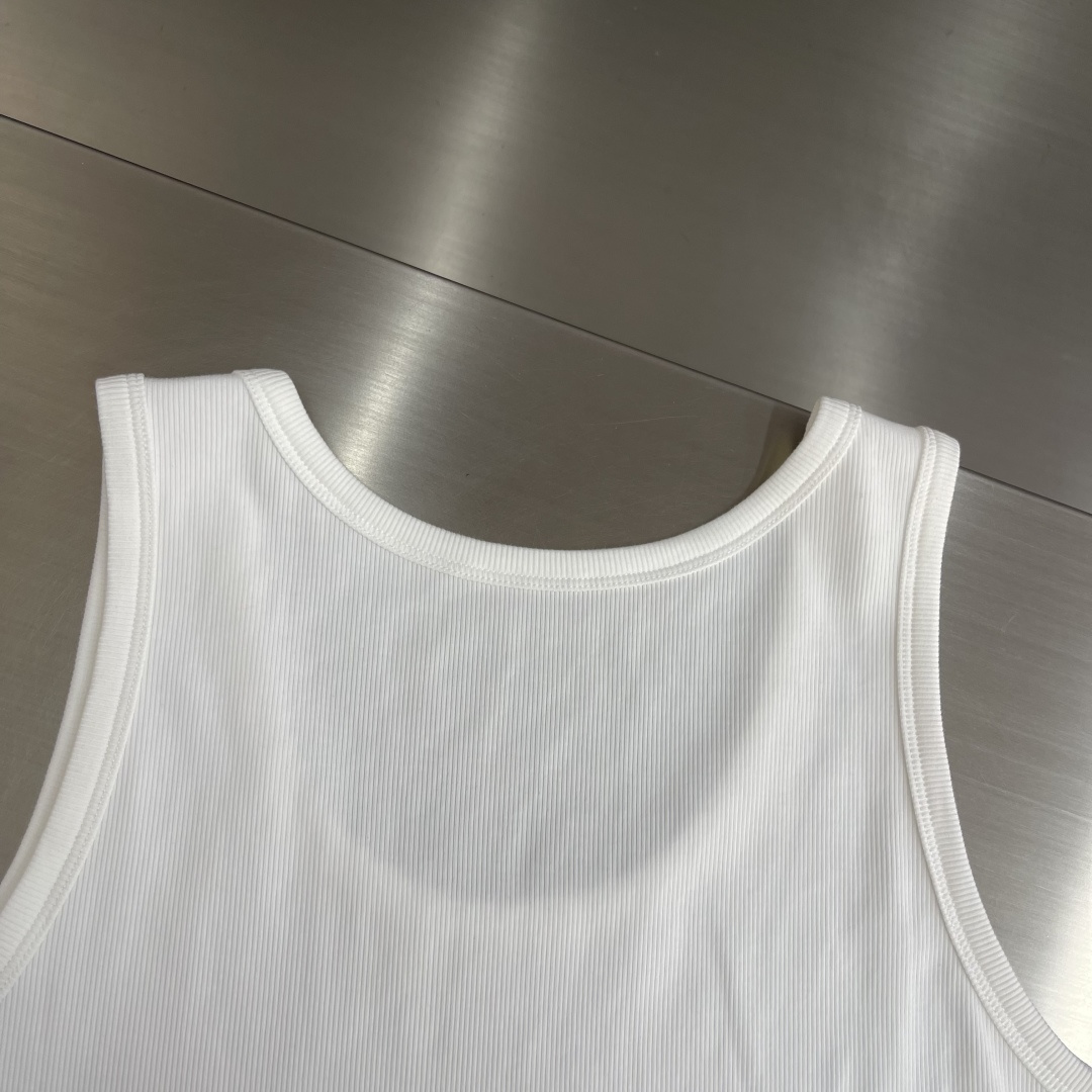 -Balenciag     SS26夏季新款背心，一眼沦陷的印花字母设计太吸睛！螺纹弹力棉质面料，亲肤