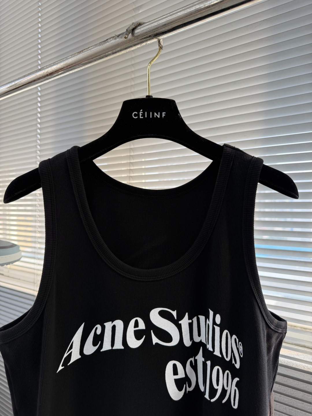 -Acne Studio    SS26夏季新款背心，胸前印花字母自带潮酷基因～ 螺纹弹力棉质亲肤又有型