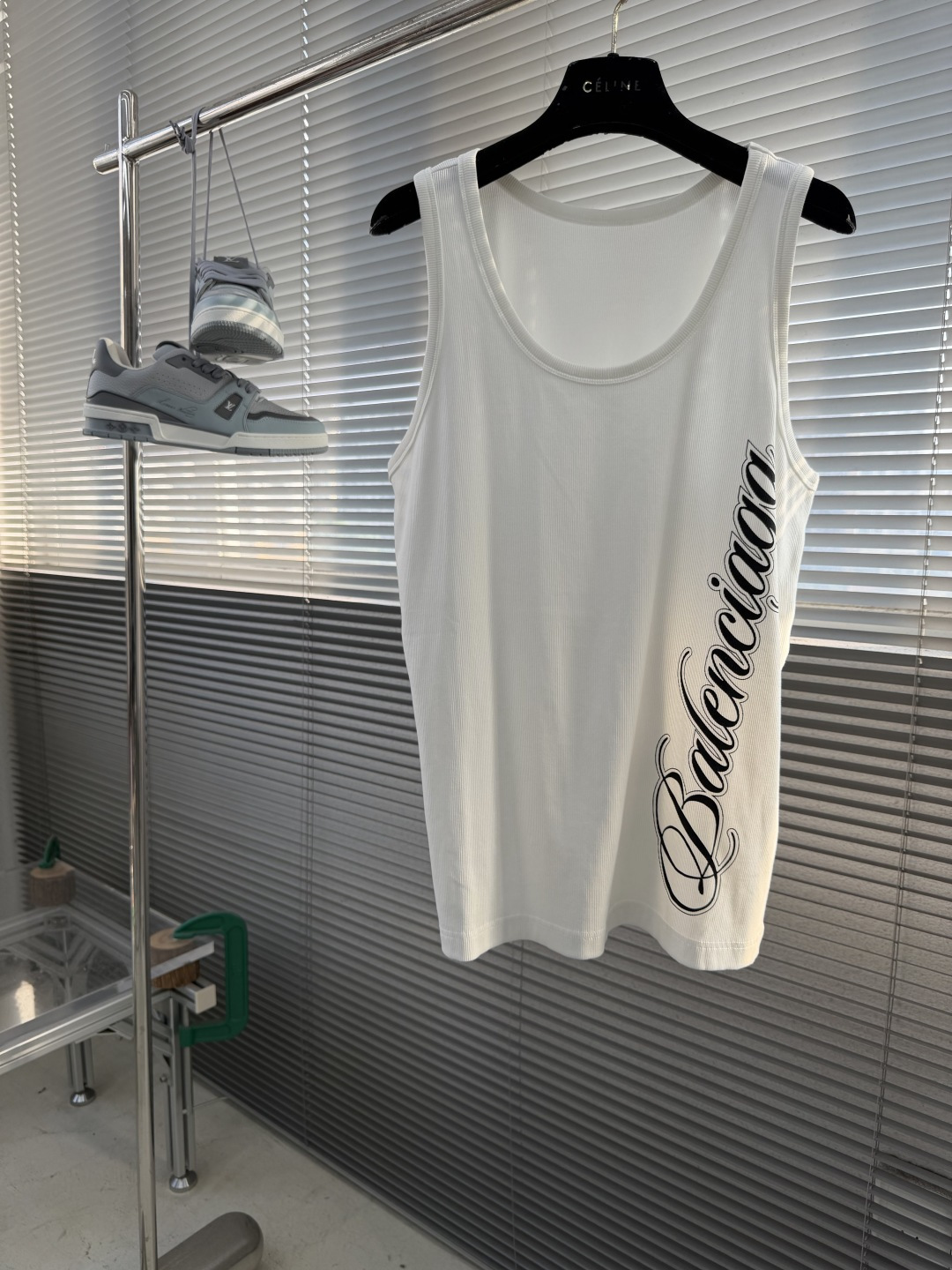 -Balenciag     SS26夏季新款背心，一眼沦陷的印花字母设计太吸睛！螺纹弹力棉质面料，亲肤