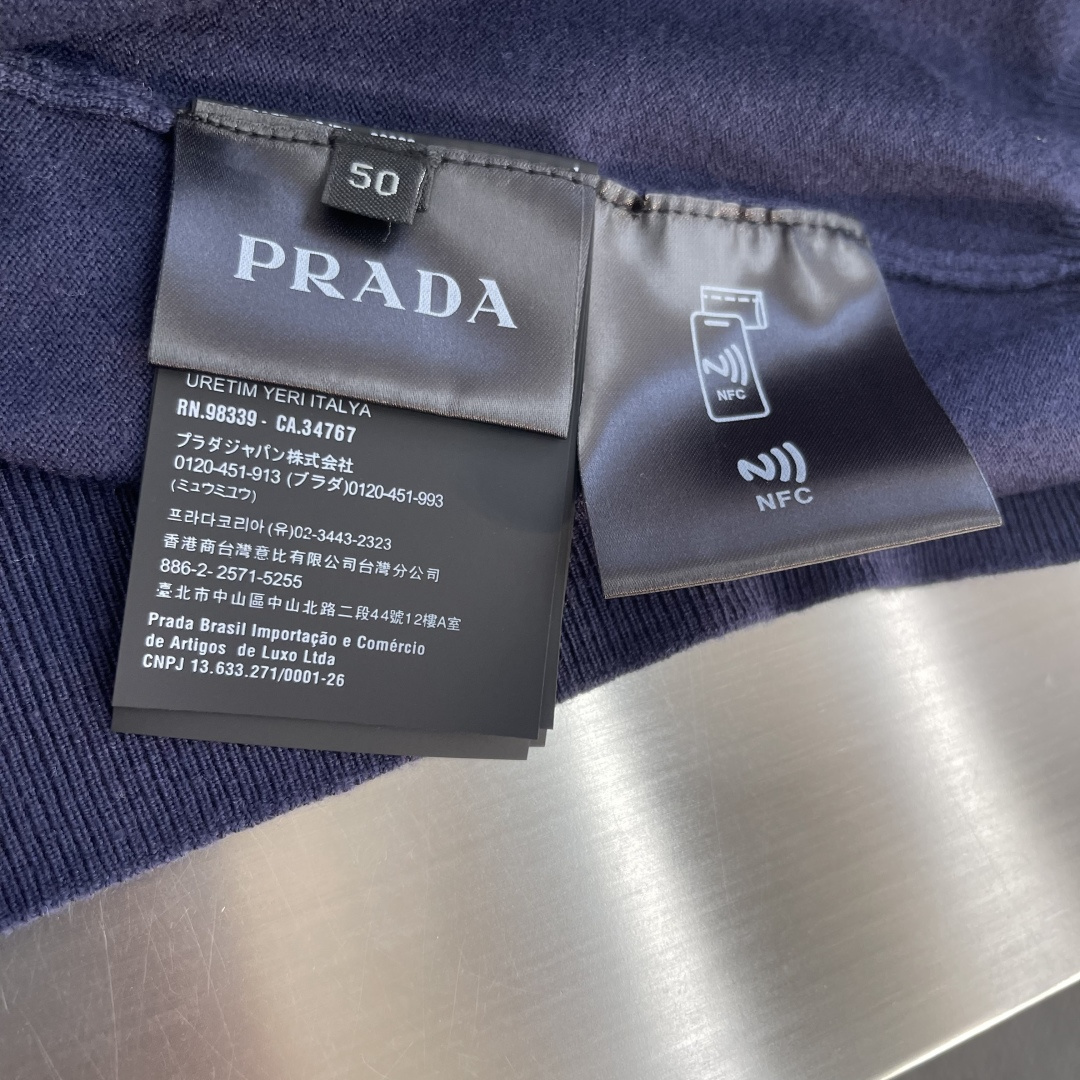 -PRAD    徽标嵌花短袖毛衣定织柔滑双股高密棉毛纱 柔软蓬松 舒适贴肤 暖调奶油黄如日光熔金 晕染
