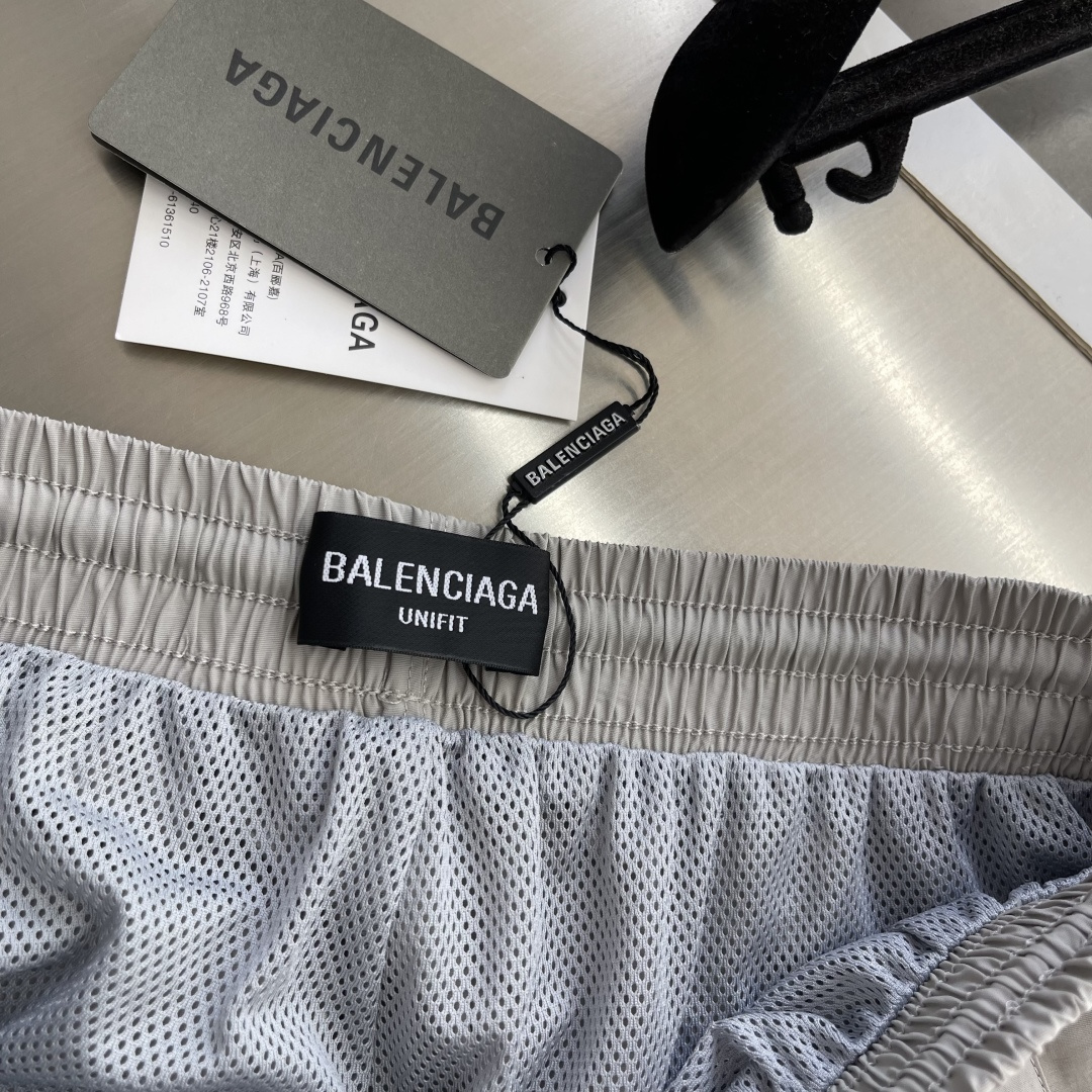 -Balenciag     26ss新款纯色Logo印花松紧腰 休闲短裤 宽松版型 男款 高版本码数：