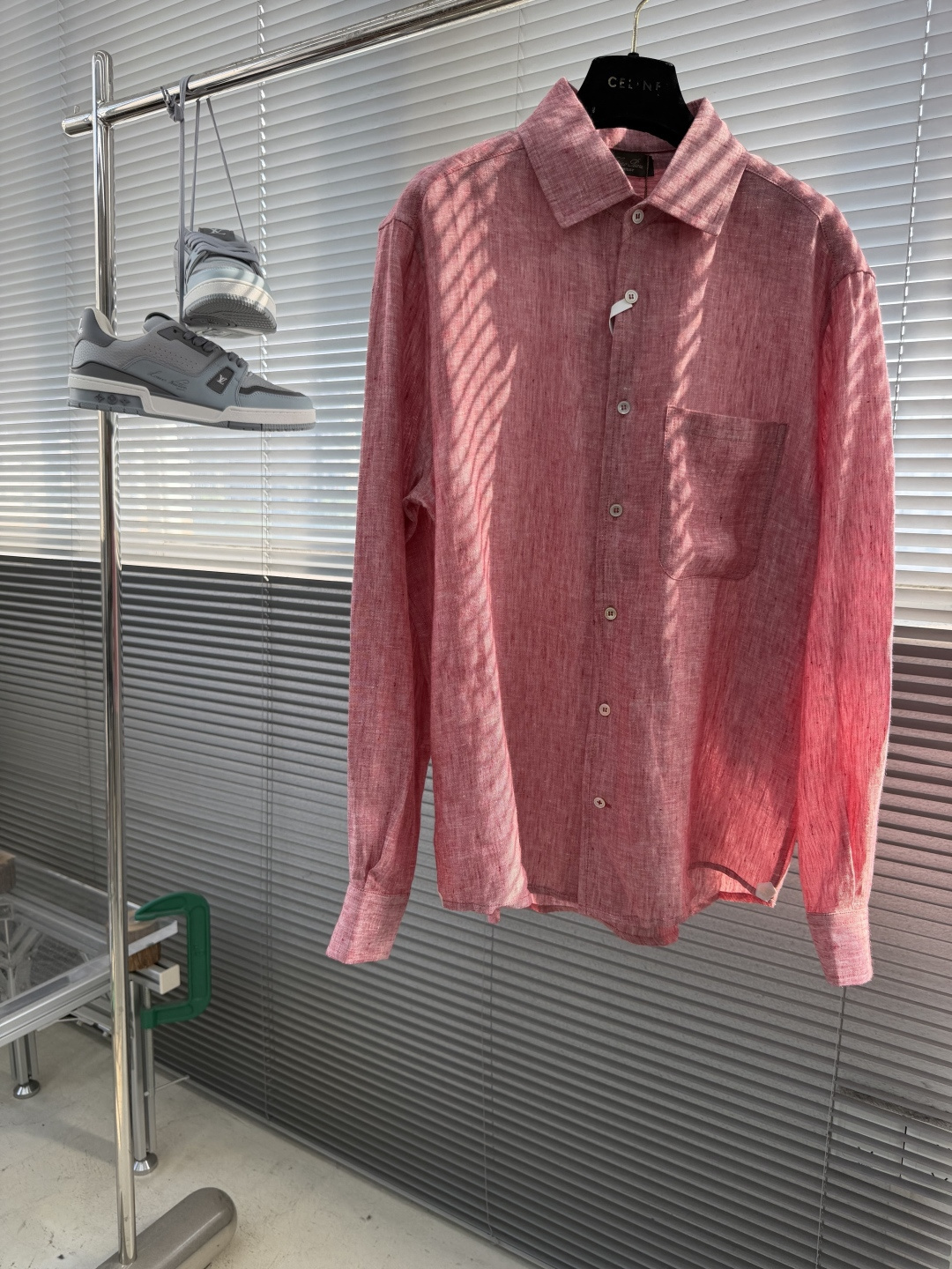 -Loro Piana     26ss新款春夏系列 André 亚麻翻领纽扣长袖衬衫 男女同款   高