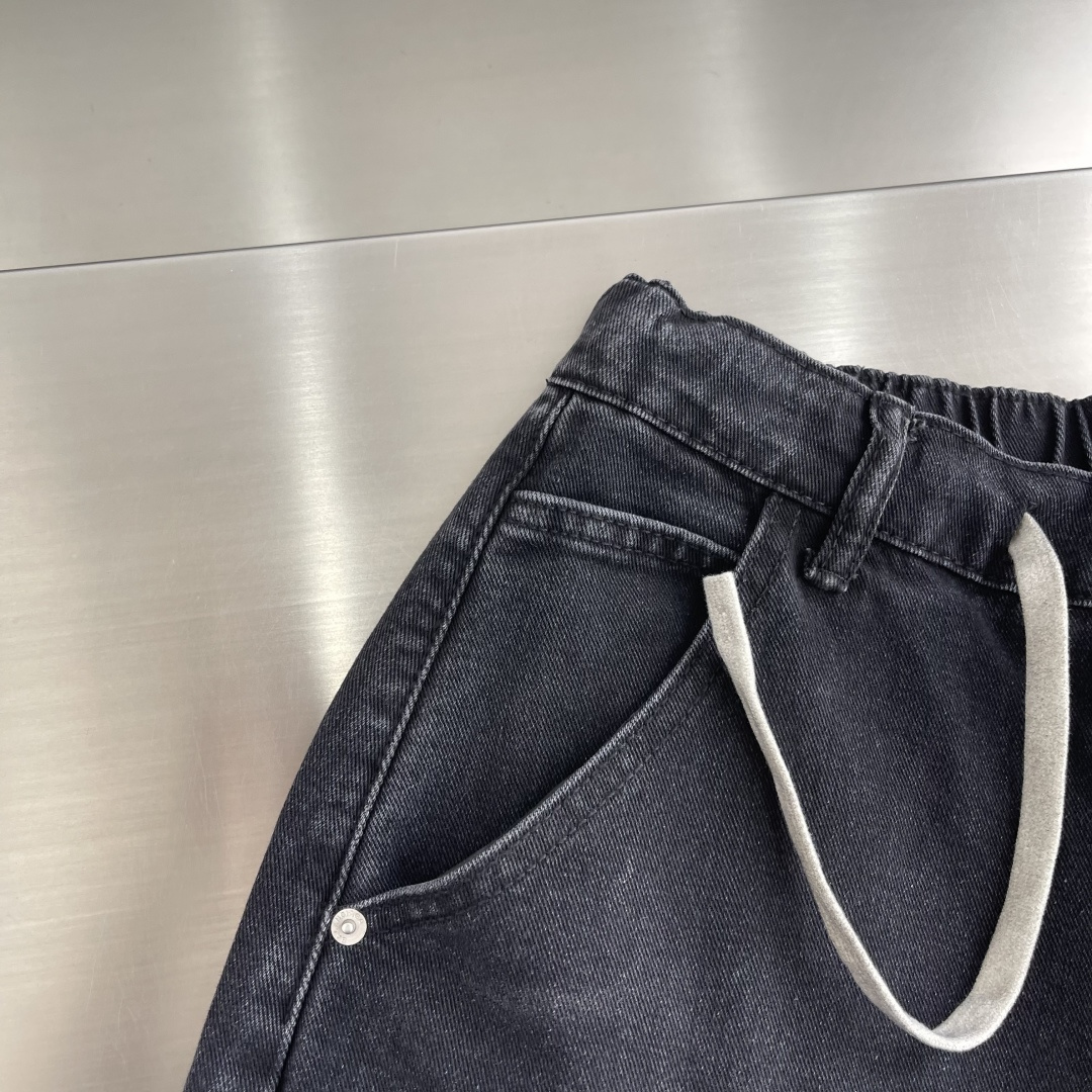 -Balenciag     牛仔系列短裤胶带涂鸦印花 logo五金配件复古洗水工艺 炒盐刷白复古黑立体